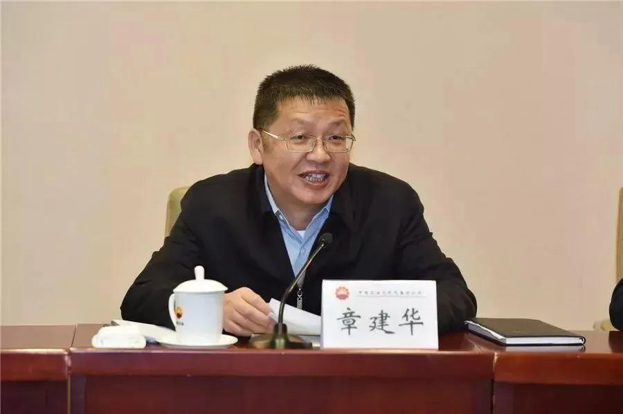國(guó)家能源局長(zhǎng)章建華：發(fā)展以消納新能源為主的微電網(wǎng)、局域網(wǎng)，加快新能源主動(dòng)支撐、大規(guī)模儲(chǔ)能電站的新型電力系統(tǒng)！