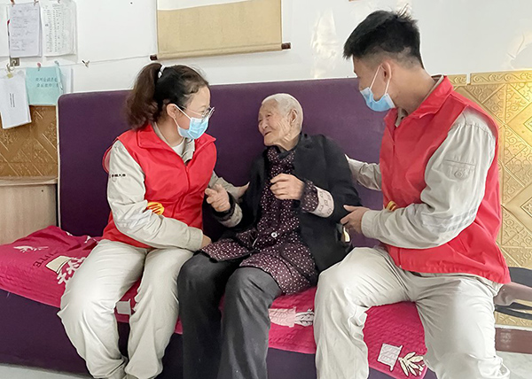 大唐臨汾熱電公司開展“人間重晚情，愛助夕陽紅”志愿服務(wù)活動