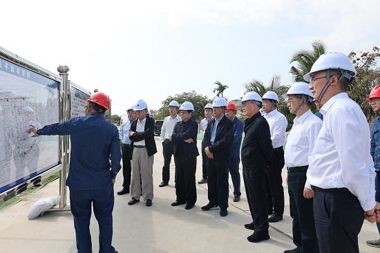 華能集團(tuán)外部董事到海南分公司及昌江、石島灣核電基地調(diào)研