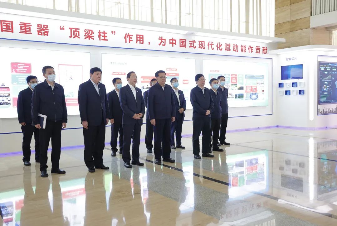 重慶市委書記袁家軍、市長胡衡華與國家電網(wǎng)董事長辛保安、總經(jīng)理張智剛會談