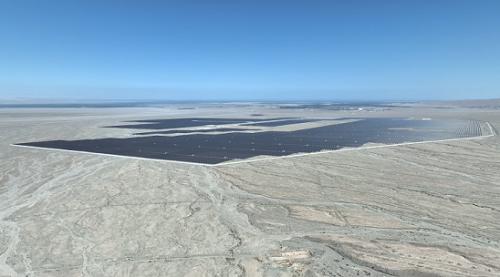 新疆克州單體容量最大的光儲一體化項目實現(xiàn)全容量并網(wǎng)發(fā)電