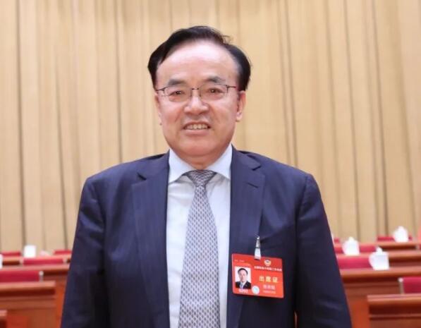 全國政協(xié)常委張來斌：系統(tǒng)思維引領(lǐng)能源轉(zhuǎn)型與安全，確?！半p碳”目標(biāo)順利實(shí)現(xiàn)