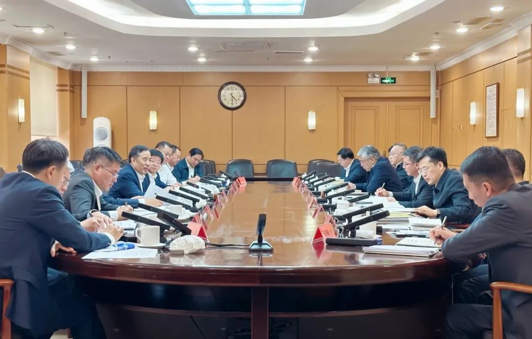 中國(guó)能建黨委書(shū)記、董事長(zhǎng)宋海良與遼寧省委常委、大連市委書(shū)記熊茂平會(huì)談