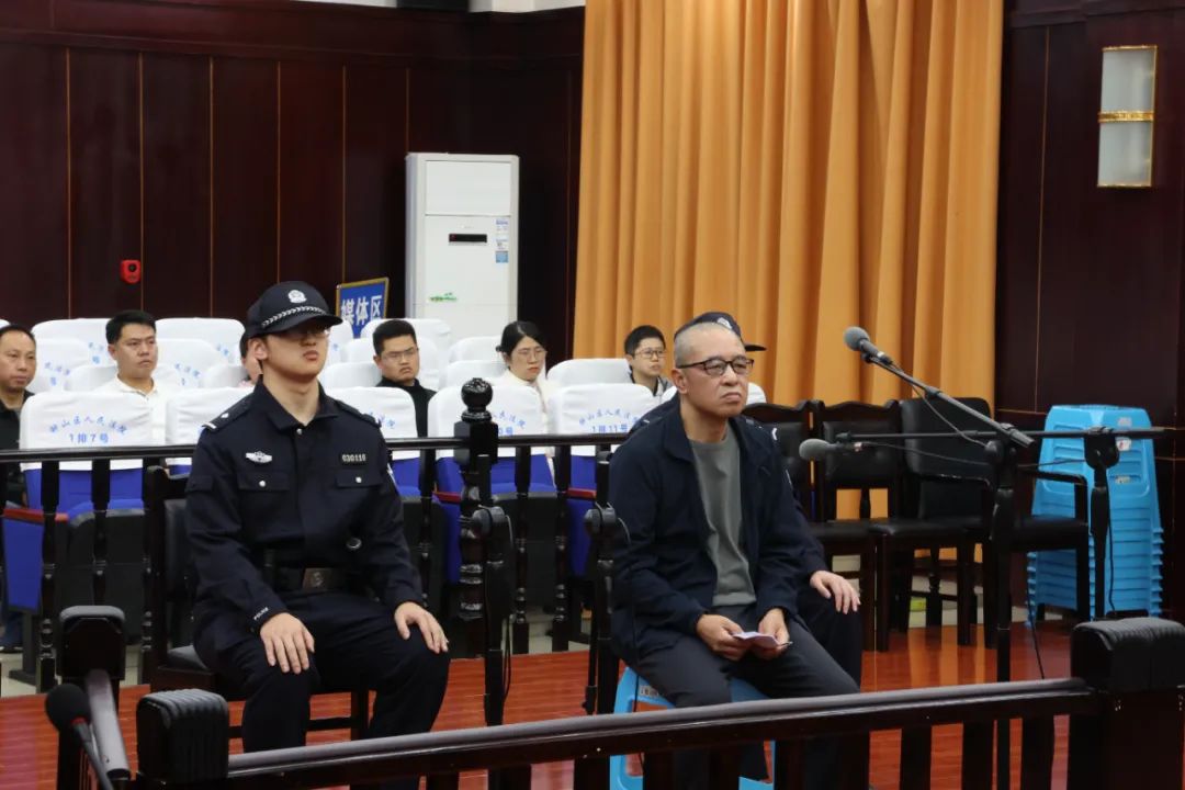 貴州電網原專職董事徐銘受賄、行賄案一審宣判