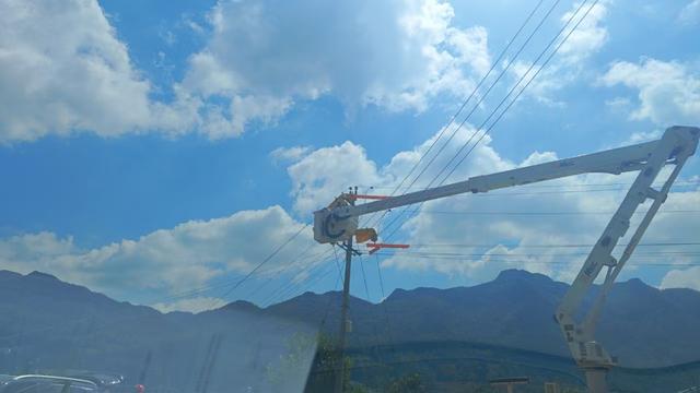 畢節(jié)市郊供電局成功投運10千伏撒昌線，提升供電可靠性
