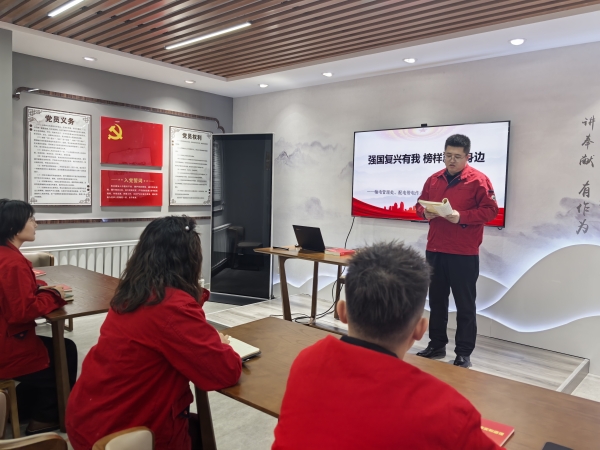 內(nèi)蒙古電力集團烏海供電公司聯(lián)合支部： 學習北疆楷模，榜樣就在身邊