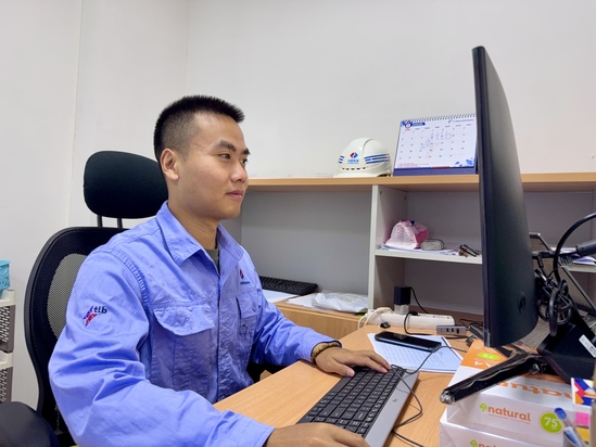 【新春走基層】春節(jié)堅(jiān)守，點(diǎn)亮異國(guó)的奉獻(xiàn)之光